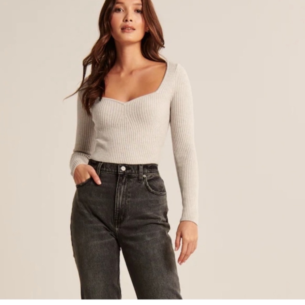 Abercrombie & Fitch Long-Sleeve Sweetheart Sweater Bodysuit, Medium, Cream